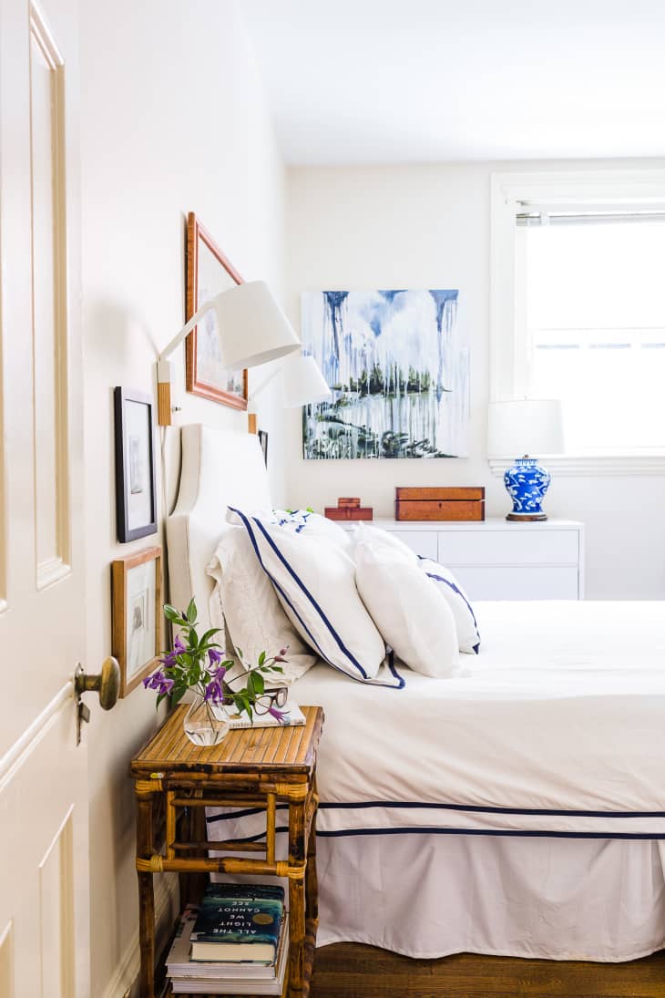 A Charming Boston Apartment Full of “New England Style” Apartment Therapy